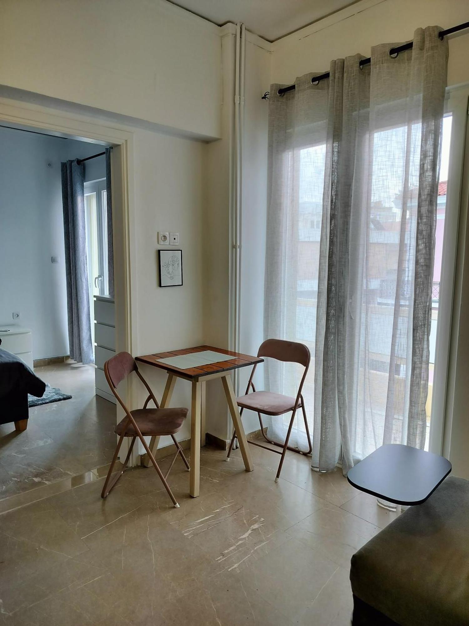 Cozy Central Flat In Pyrgos Near Olympia Exterior photo